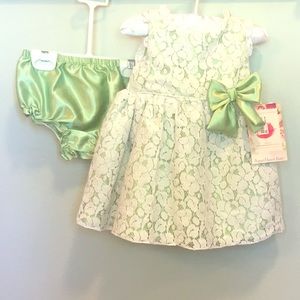 NWT SweetHeart Rose 2 piece set Infant Girl 18 mo